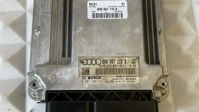 CENTRALINA MOTORE PER AUDI Q5 Serie (8RB) 8R0907115B 0261S04131 CDNB benzina 19