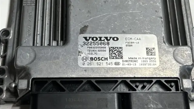 32255068 Centralina iniezione VOLVO XC40 1.5TB/E 0261S21545