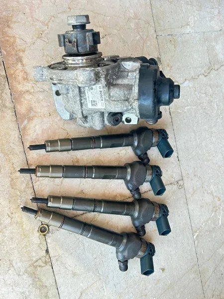 Iniettori Bosch 0445110475 Audi VW 2.0 TDI Bosch