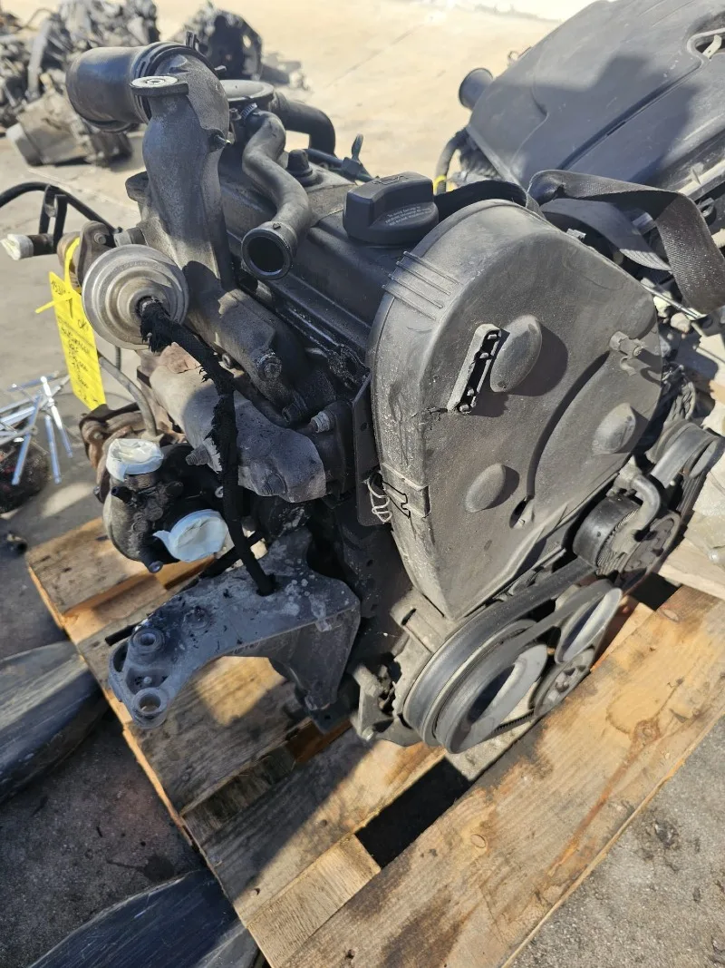 Motore Volkswagen Golf 1.9 2000 1Z - in buone condizioni 