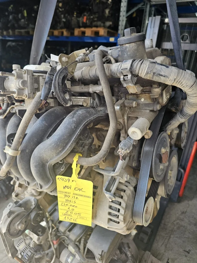 Motore usato Toyota Yaris 1SZFE 1.0 2005 - coppa olio in alluminio - in buone condizioni 
