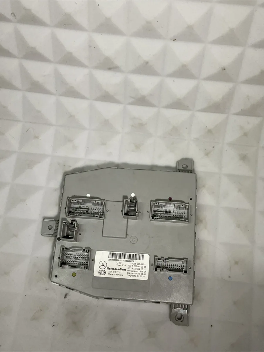 Centralina Body Computer Mercedes W205 S205 2016 A2059006822 Mercedes-Benz