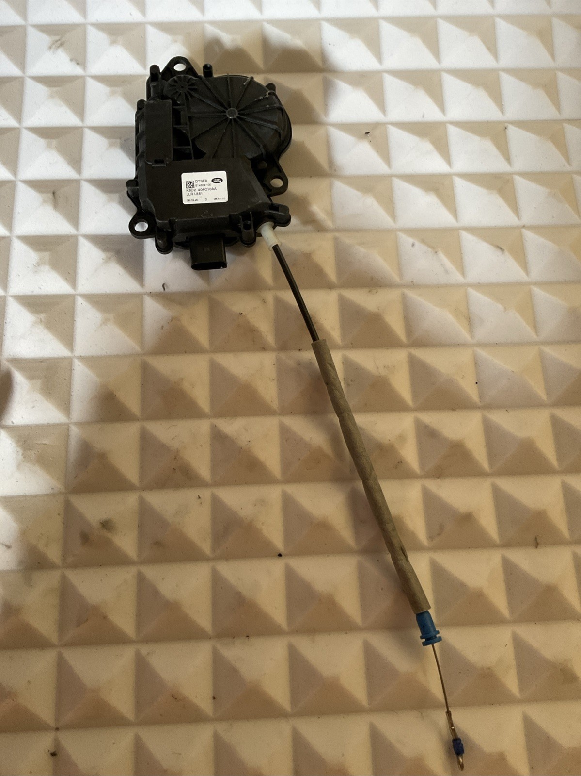 Chiusura serratura portellone cofano posteriore baule CPLA-404C10-AA ROVER L405