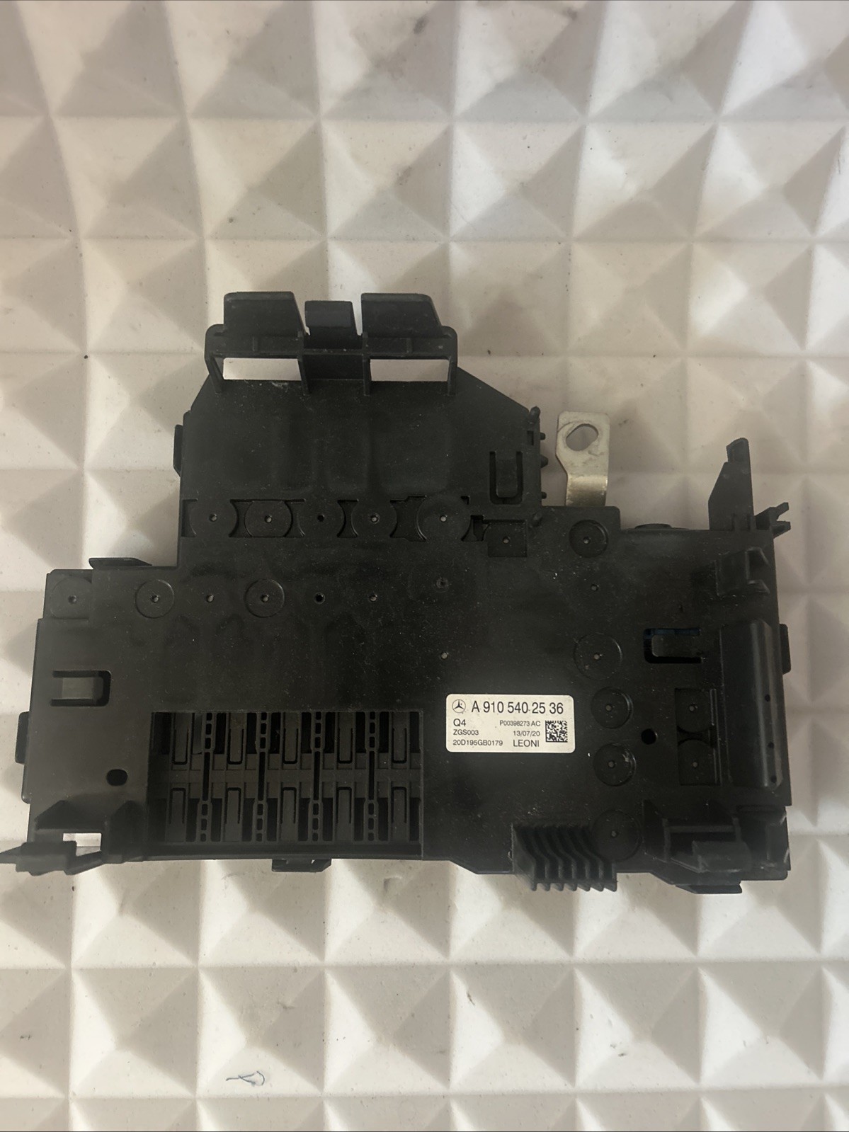 MERCEDES SPRINTER W907 DIESEL FUSIBILE TERMINALE BATTERIA A9105402536
