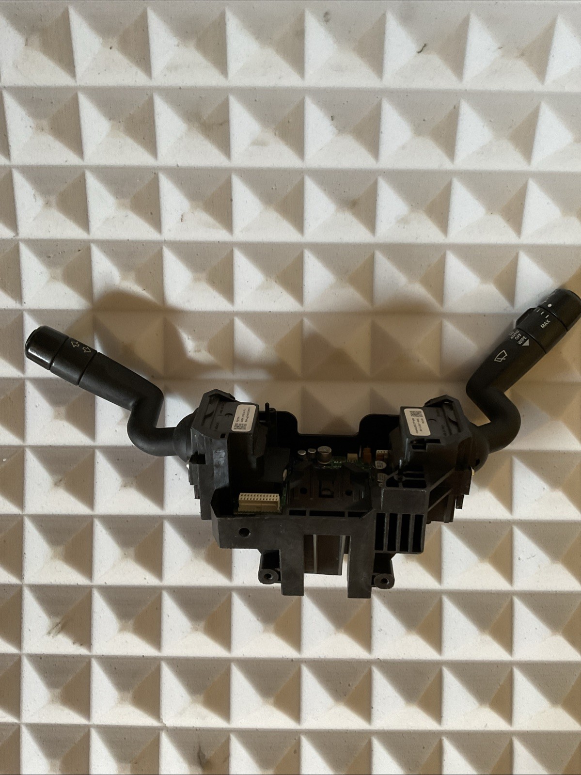 DEVIOLUCI PER LAND ROVER Freelander 3° Serie 7G9N-3F973-GB (06>11) BMW