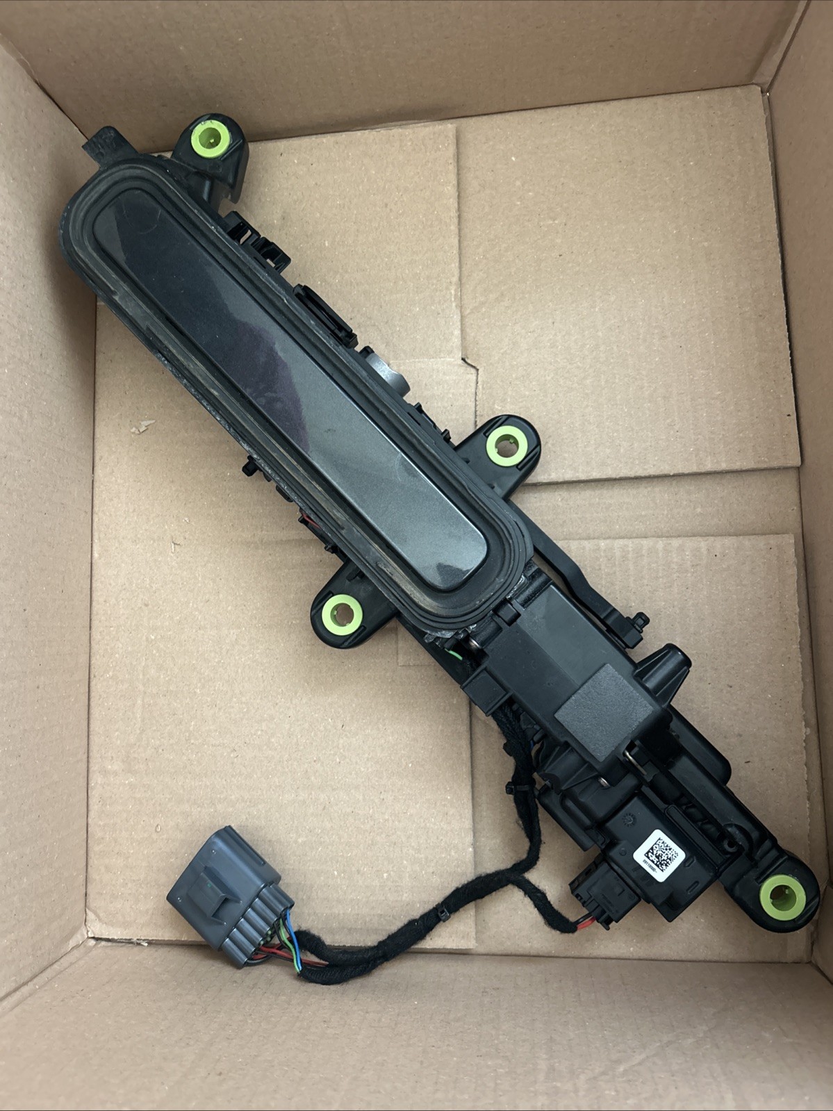 maniglia esterna porta POST DX PASSEGGERO L560 J8A2 26600 A