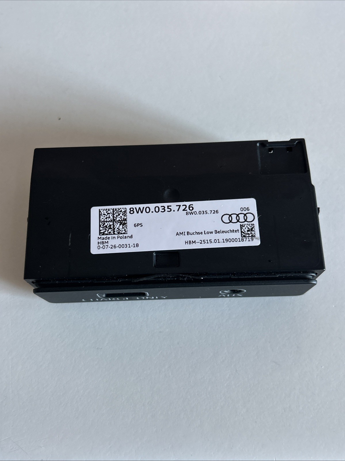 8W0.035.726  Presa USB Audi Audi