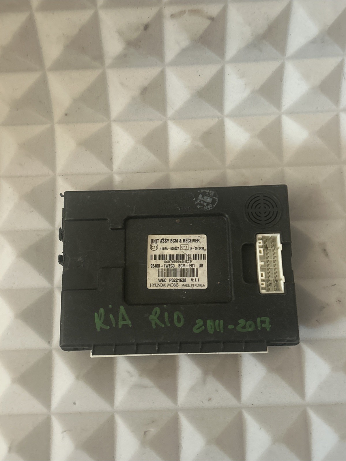 UNIT ASSY BCM E01 95400-1WEC0 KIA RIO III (2012-2017)