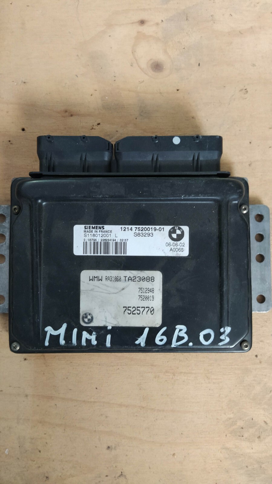 MINI ONE 1.6 66 KW  2002 RICAMBIO CENTRALINA MOTORE 7525770 12147520019-01