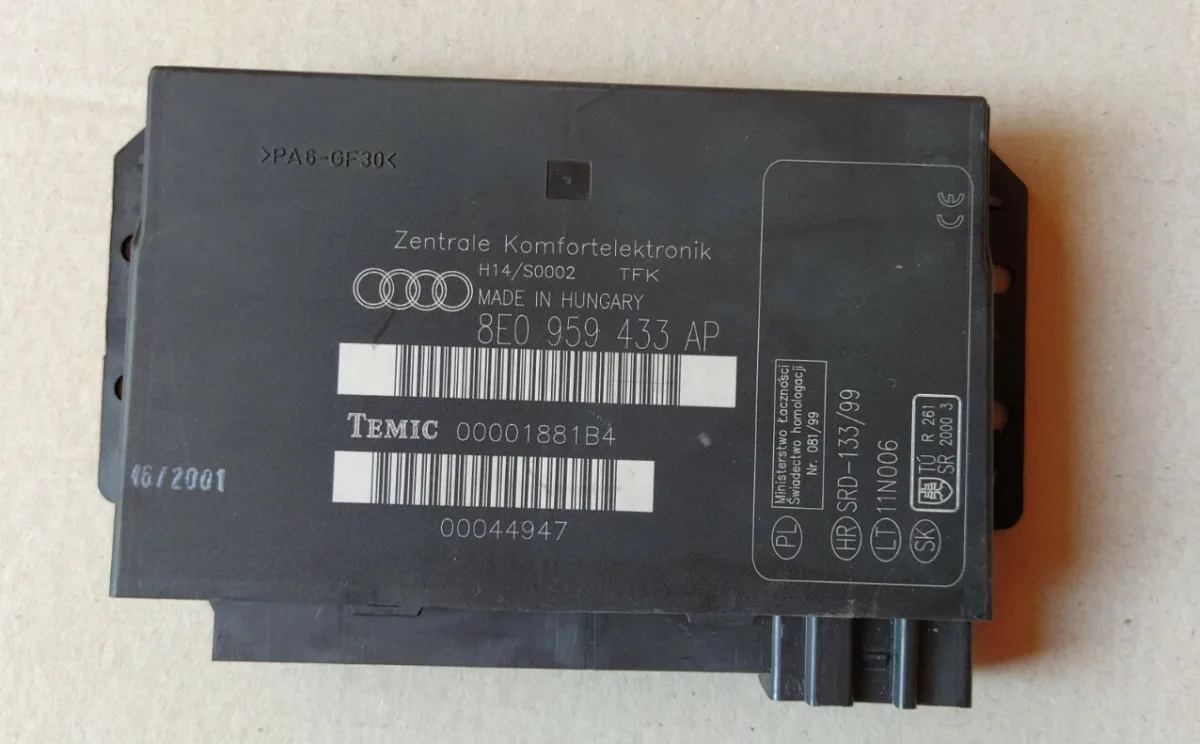 8E0959433AP Centralina confort Audi 8E0959433AP Audi usato