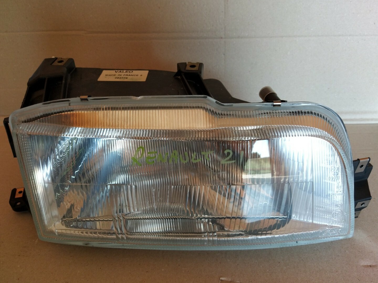 ORIGINALE FANALE PROIETTORE ANTERIORE DESTRO VALEO 082776 RENAULT 21 DAL 1989 Renault