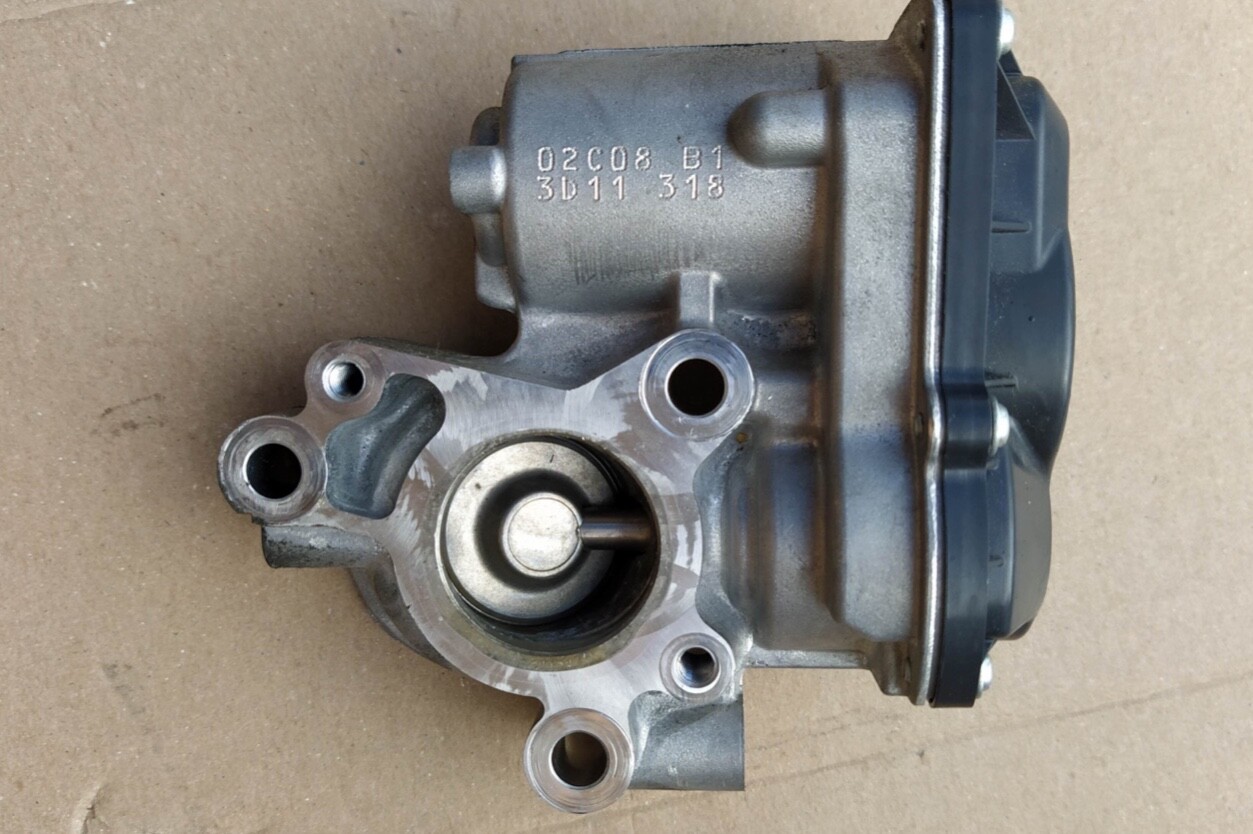 47100361R VALVOLA EGR  RENAULT DACIA 1.5 dCi HU150100-0461 Renault