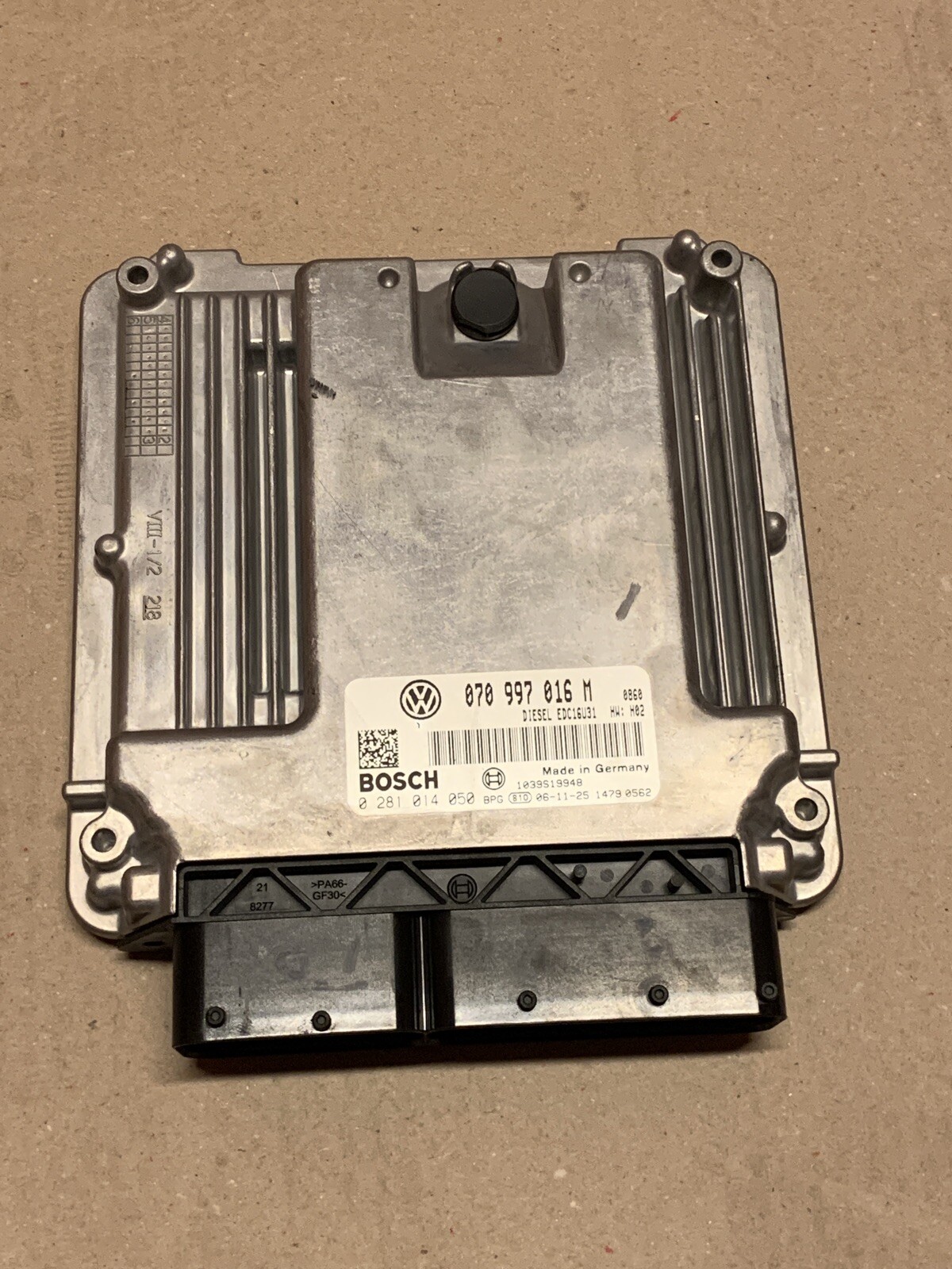 Centralina ECU BOSCH 0281014050 Transporter T5 diesel 070997016M