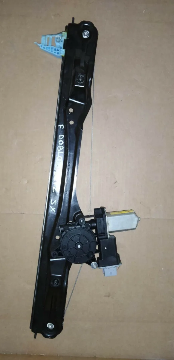 51810880 MECCANISMO ALZA VETRO ANTERIORE SINISTRO FIAT Doblò 3 Fiat usato