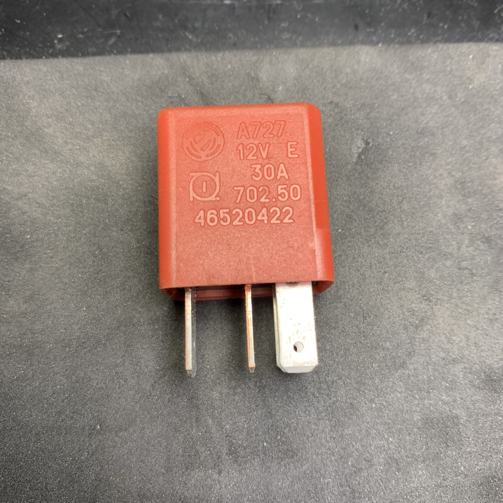 Relè ROSSO 12V 30A 46520422