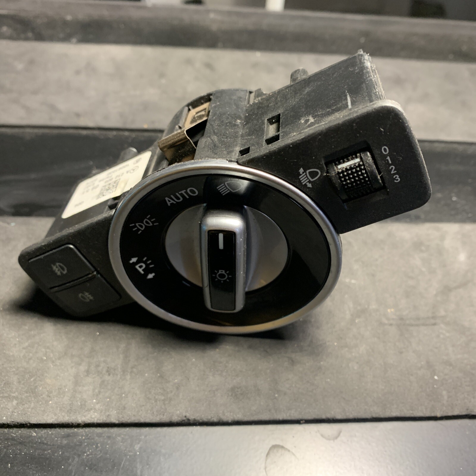 Comando luci mercedes A2129050951