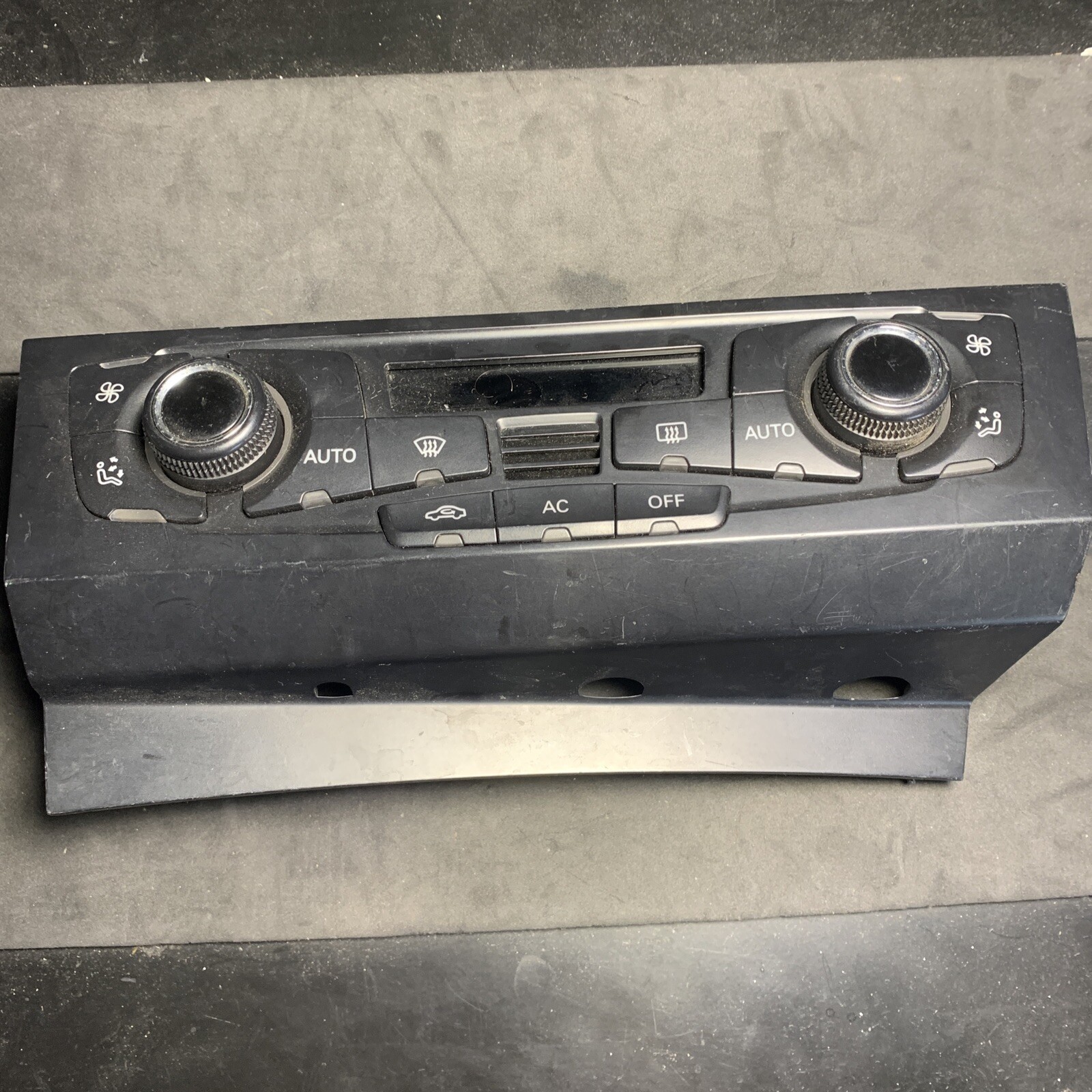 8T1820043AB STRUMENTAZIONE COMANDI CLIMA ARIA CONDIZIONATA AUDI A4 Audi