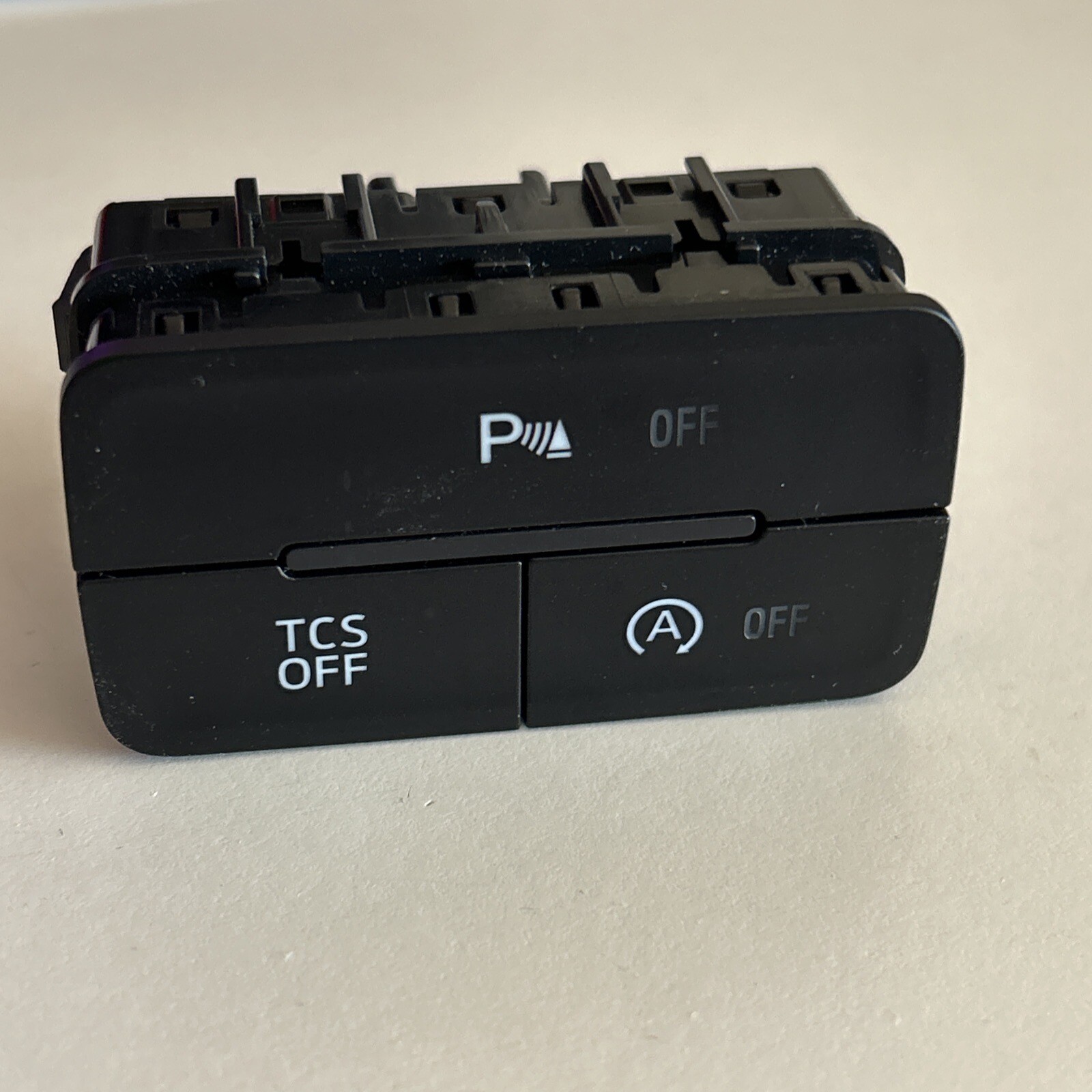 GN1513D734GD GRUPPO COMANDI FORD