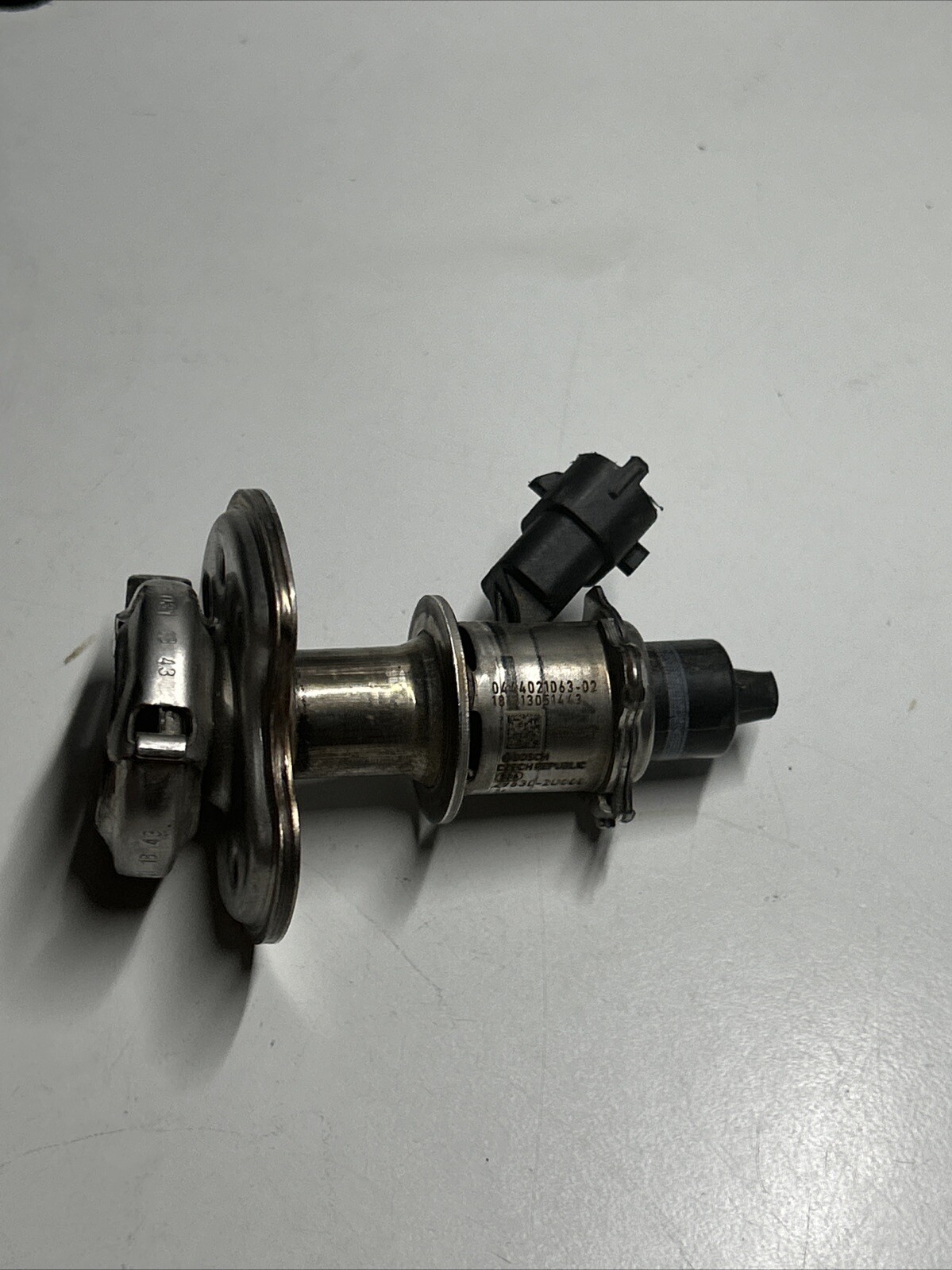 29630-2U000 iniettore ad-blue 0444021063-02