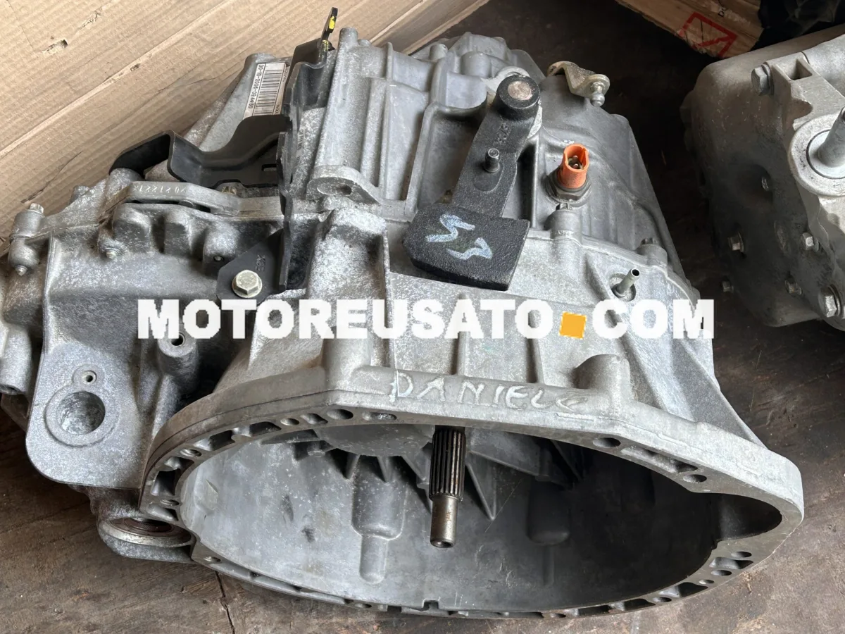 Cambio Renault PF6010 Trafic Vivaro 2.0 DCI 6M 84kw Renault usato