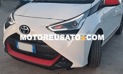 Ricambi carrozzeria anteriore Toyota Aygo 2019: musata completa con cofano. Toyota usato